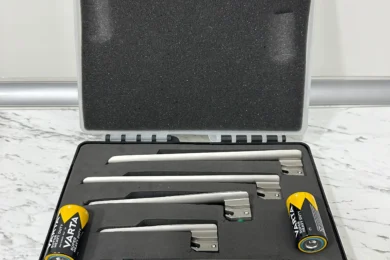 Laringoskop alət dəsti